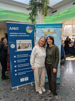 Végre megjött Viki